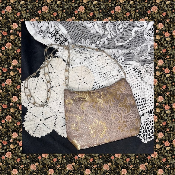 Lisa Violetto  SF Vintage Inspired Elegant Beaded Shoulder Evening Bag - Picture 2 of 8